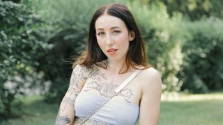 [PublicAgent] Esluna (A Blowjob for a Free Tattoo / 04.19.2021)
