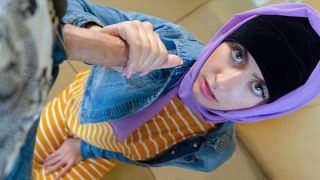 [HijabHookup] Angeline Red (Follow Your Wet Fantasies / 08.08.2021)